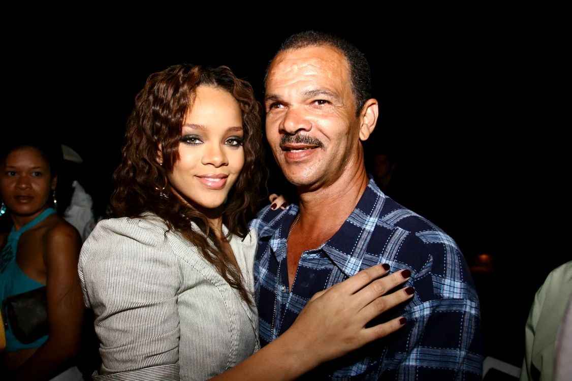 RiRi şi Ronald au dus un război pe brandul Fenty jpeg