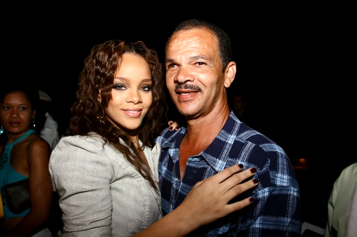 RiRi şi Ronald au dus un război pe brandul Fenty jpeg