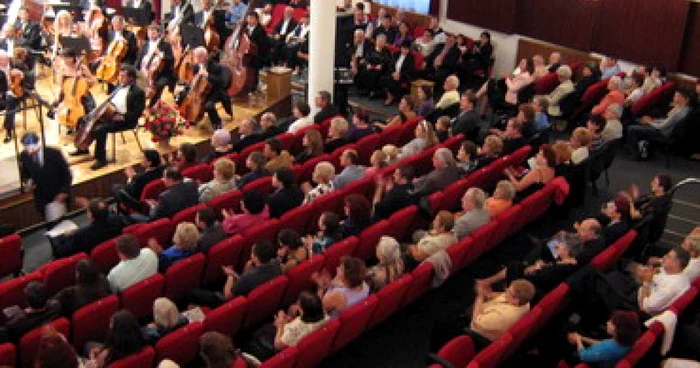Oradea: Melomanii orădeni o vor pe Angela Gheorghiu