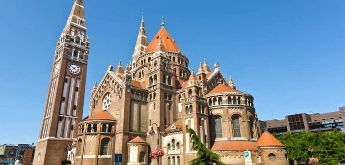 Domul din Szeged FOTO szentjanoshotel.hu