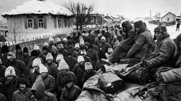 Cum au ajuns românii să fie umiliţi şi ucişi la Stalingrad  Decizia controversată a mareşalului Antonescu în urma căreia şi au pierdut viaţa 150 000 de soldaţi jpeg