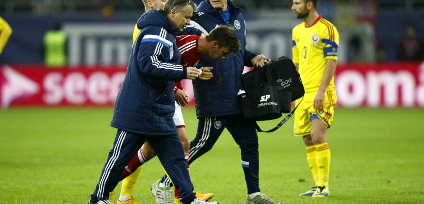 Lucas Andersen a ieşit de pe teren cu buza spartă şi probleme la dantură FOTO David Muntean