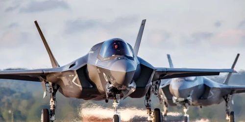 F 35