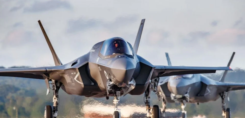 Fost pilot american de F-35, acuzat de conspirație pentru instruirea armatei chineze