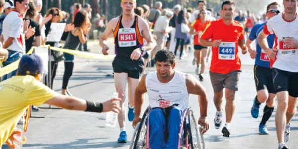 La maraton s-a concurat şi în cărucior cu rotile