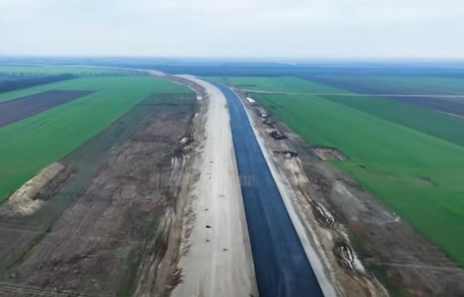 Cum arată șantierul Autostrăzii Moldova, după finalizarea tronsonului Buzău-Focșani. Stadiul lucrărilor spre Bacău 