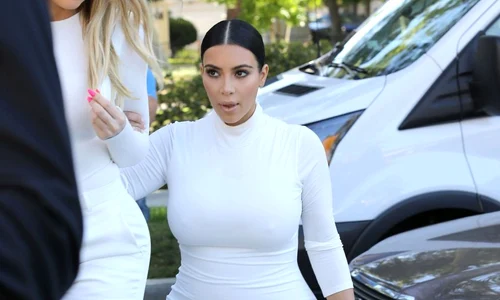 kim kardashian hepta 2083573 jpeg