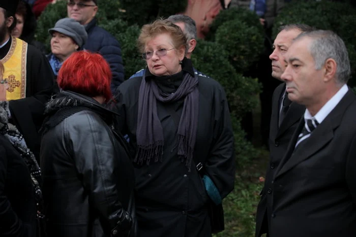 Doina Maximilian este fiica adoptivă a Stelei Popescu