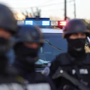 Politisti fac perchezitii la resedintele mai multor persoane implicate in altercatiile violente de sambata, 21 septembrie in orasul Pantelimon  Foto Inquam Photos Octav Ganea (1) jpg