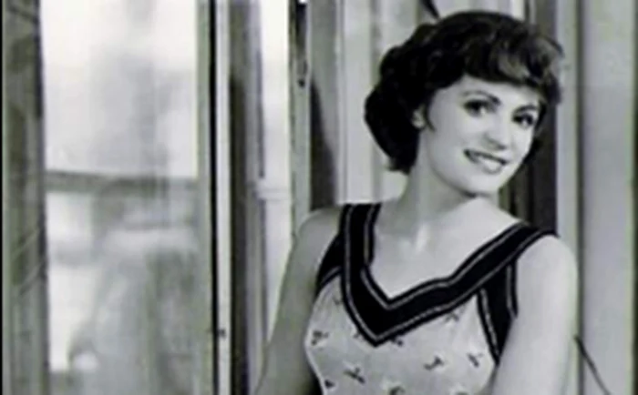 Recunoști vedeta din imagine? 