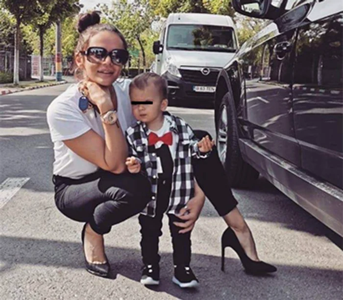 Vedeta îşi creşte singură copilul, dat fiind că tatăl lui Dimitrie a dispărut înainte de naşterea micuţului
