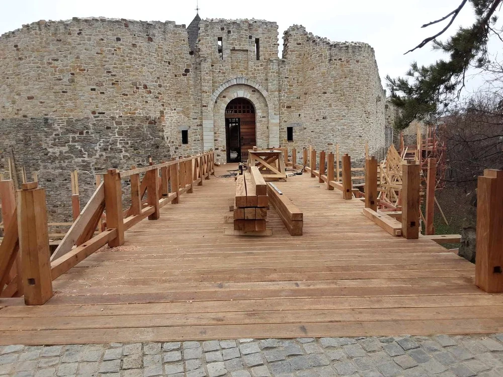 Cetatea de Scaun a Sucevei va fi reabilitată printr-o metodă în premieră în România