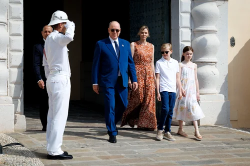 Prințul Albert de Monaco cu Prințesa Charlene, Prințesa Gabriella și Prințul Jacques