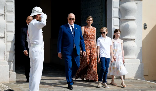 Prințul Albert de Monaco cu Prințesa Charlene, Prințesa Gabriella și Prințul Jacques la Întâlnirea Siturilor Istorice Grimaldi 2025   Palatul Princiar (1) jpg