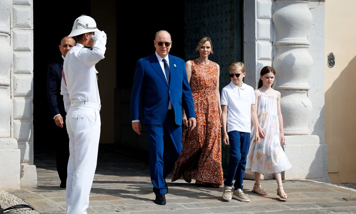 Prințul Albert de Monaco cu Prințesa Charlene, Prințesa Gabriella și Prințul Jacques la Întâlnirea Siturilor Istorice Grimaldi 2025   Palatul Princiar (1) jpg