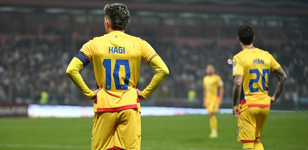 Barajul Turcia - România, joi, ora 19:00, Prima TV. Specialiștii străini nu dau doi bani pe șansele de calificare ale tricolorilor. Naționala a plecat la Istanbul