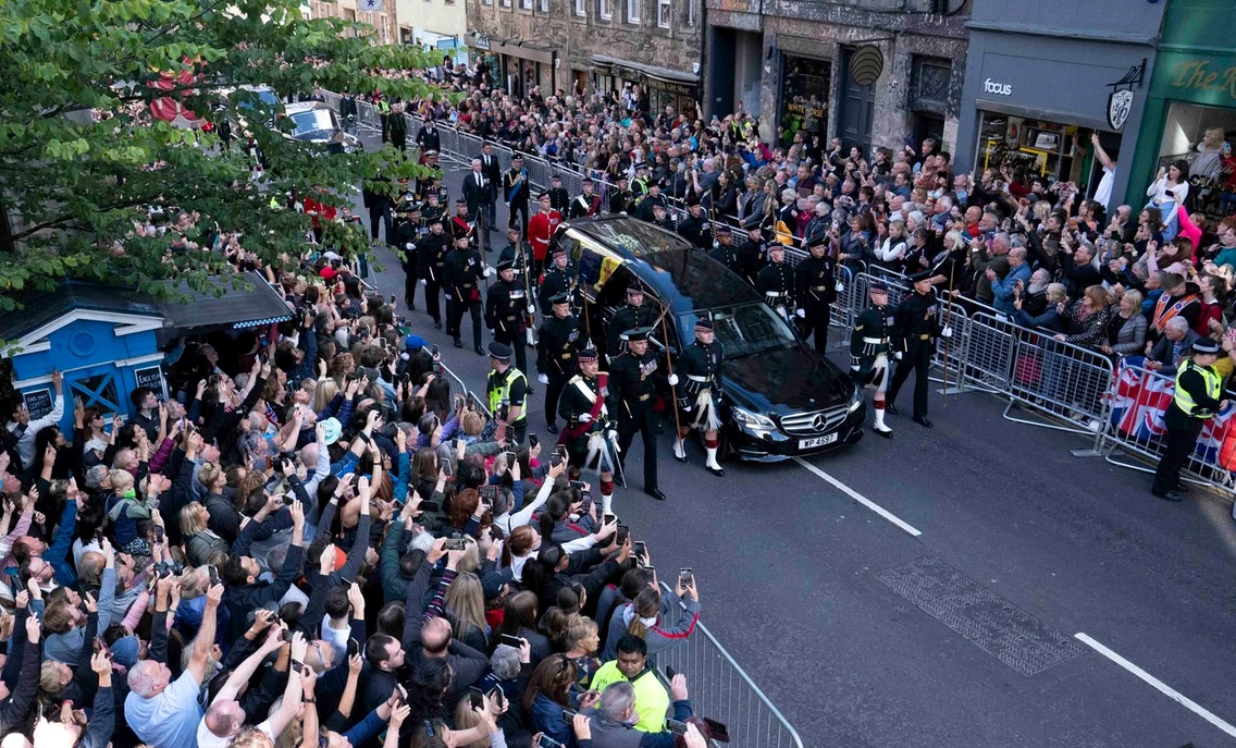 Cortegiul funerar al Reginei Elisabeta FOTO Profimedia