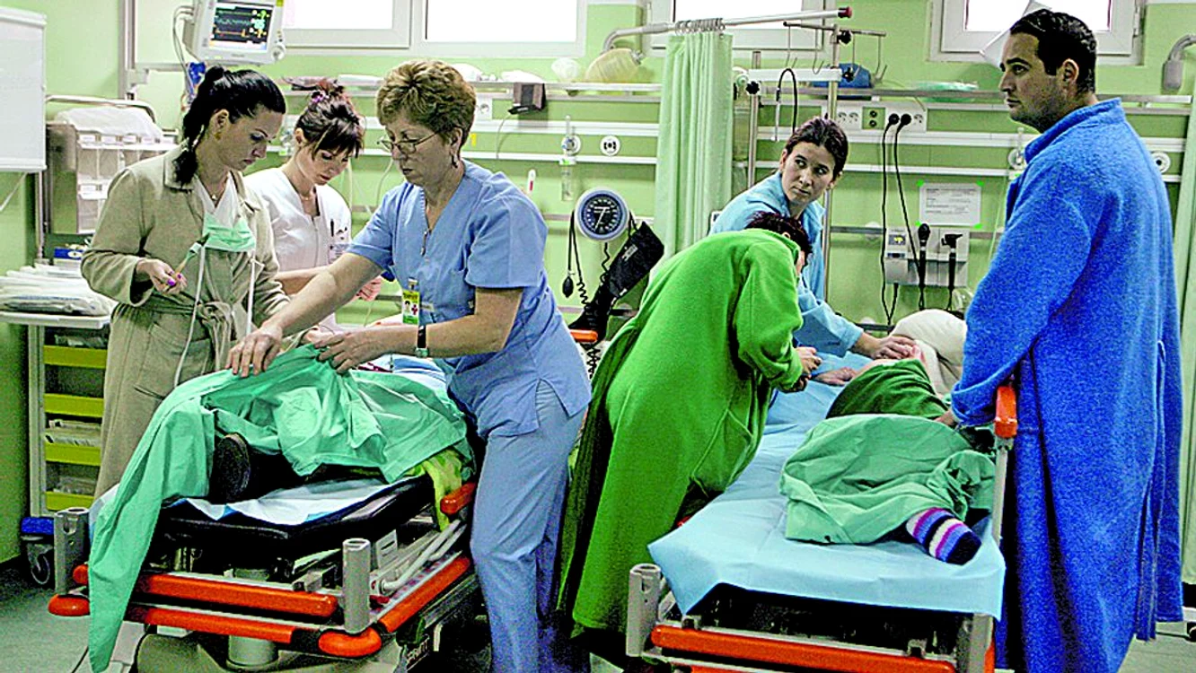 Consultaţiile la medicul de familie şi la specialist intră în pa chetul de bază (Foto: Shutterstock)