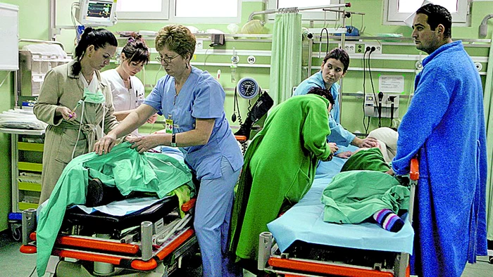 Consultaţiile la medicul  de familie şi la specialist  intră în pa chetul de bază (Foto: Shutterstock)