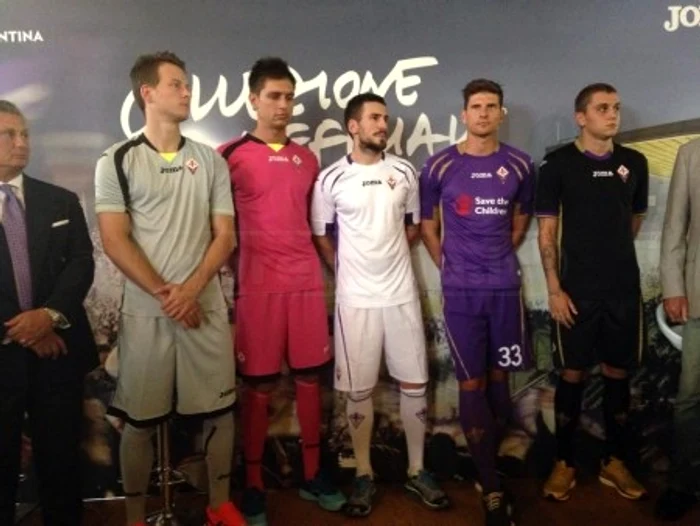 Tătăruşanu a prezentat echipamentul Fiorentinei