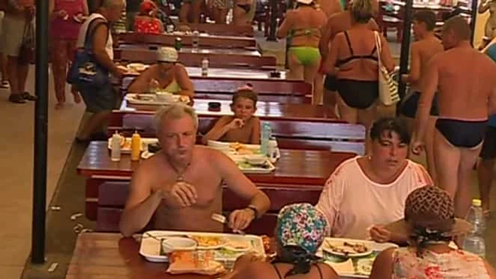 
    Contralele se vor înteți pe litoral pentru că măsurile de distanțare nu se respectă  