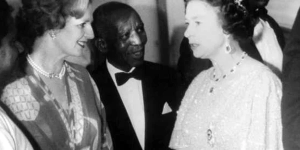 regina elisabeta si margaret thatcher foto profimedia
