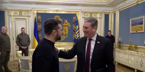Keir Starmer si Zelenski foto captura Youtube