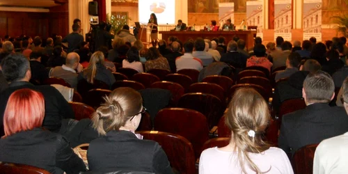 Sala Auditorium a găzduit ultima dezbatere pentru funcţia de rector al UBB