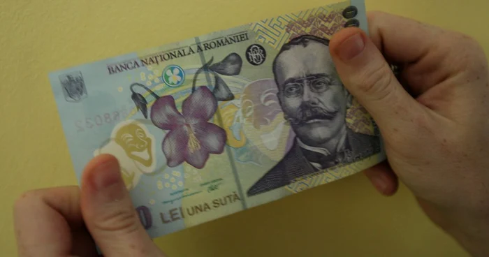 Bancnota falsă a fost trimisă pentru a fi expertizată