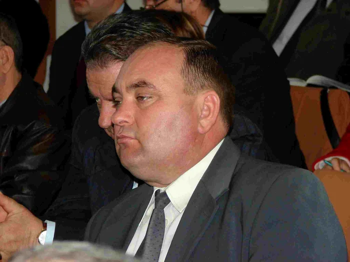 Primarul Nicu Pardos spune că statul îl „şuntează” la bani din motive neimputabile lui. 