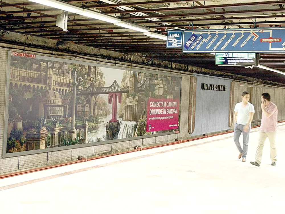 Metrorex închiriază spaţii publicitare atât pe peroane, cât şi în trenurile de metrou