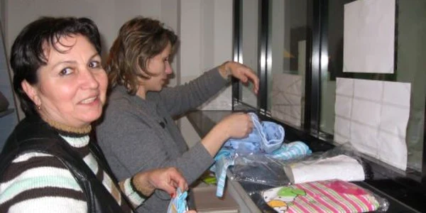 Cumparatorii cauta chilipiruri la magazinul cu produse confiscate  