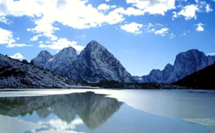 Lacul Karachay. FOTO businessinsider.com