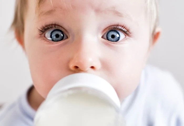 1 ce fel de lapte se da la bebelusi jpg jpeg