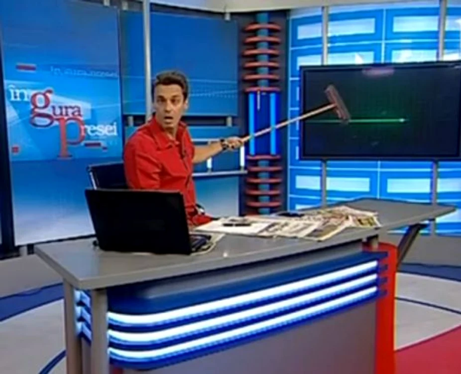 
    Mircea Badea (Foto: captură video Antena 3)  