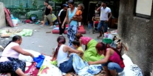O tabără de romi a fost evacuată de la marginea Craiovei. Foto: Arhivă Adevărul.