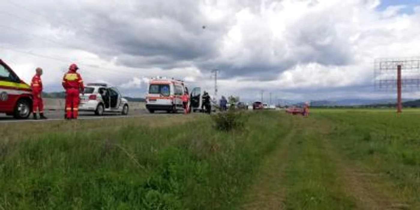 Accident cu maşina poliţiei pe DN1 FOTO ISU Prahova