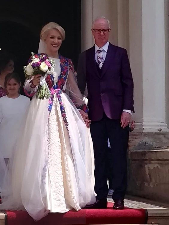 Ramona Ioana Bruynseels a purtat o rochie creată de Nicoleta Negură, cu motive tradiţionale româneşti