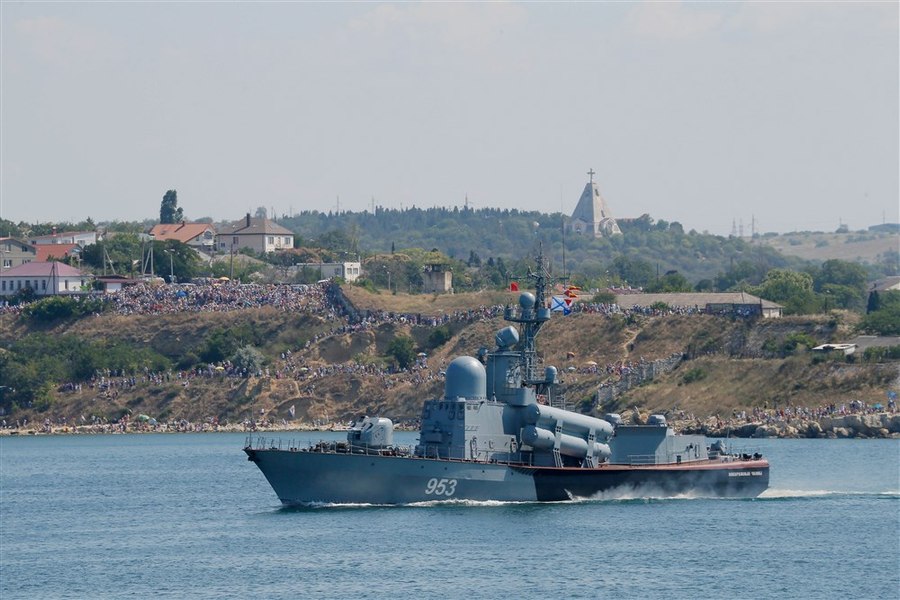 Raport: Rusia pune tot mai mult accent pe aviația sa navală în zona Mării Negre