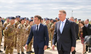 Emmanuel Macron la baza militara Mihail Kogalniceanu Klaus Iohannis cort popota soldati (9) jpg