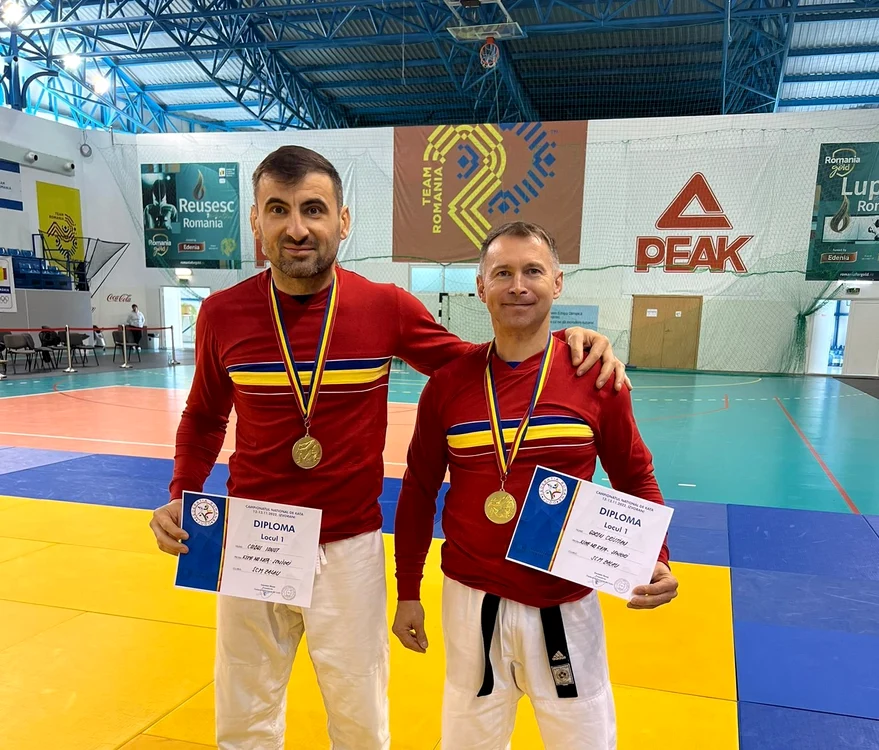 Gabriel Cuibuș și Cristioan Goron sunt campioni naționali FOTO: Primăria municipiului Zalău