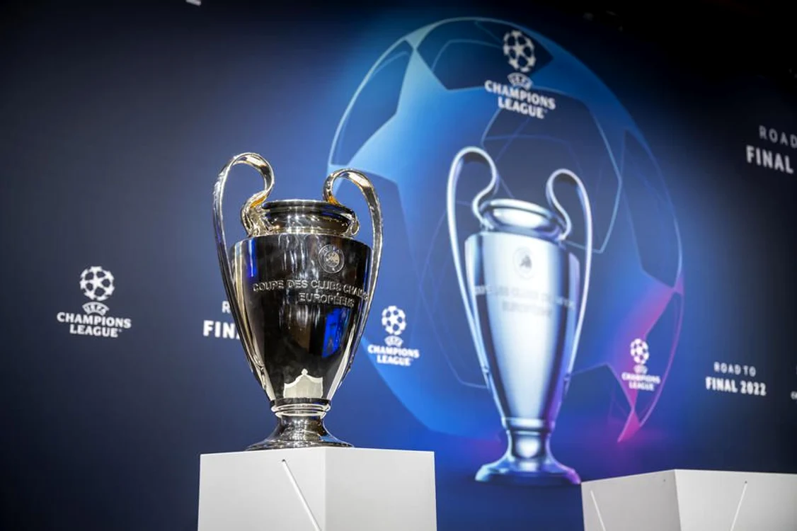 Trofeul Ligii Campionilor e deținut acum de Chelsea (FOTO: EPA)