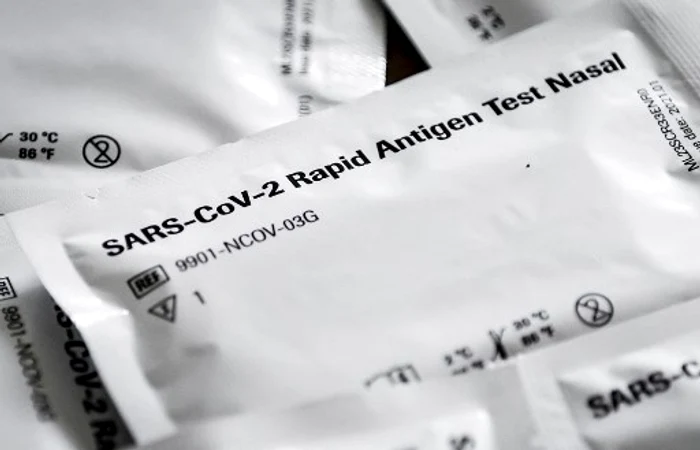 
    Vlad Voiculescu vrea să introducă testarea Covid în farmacii, cu teste rapidefoto: AFP  