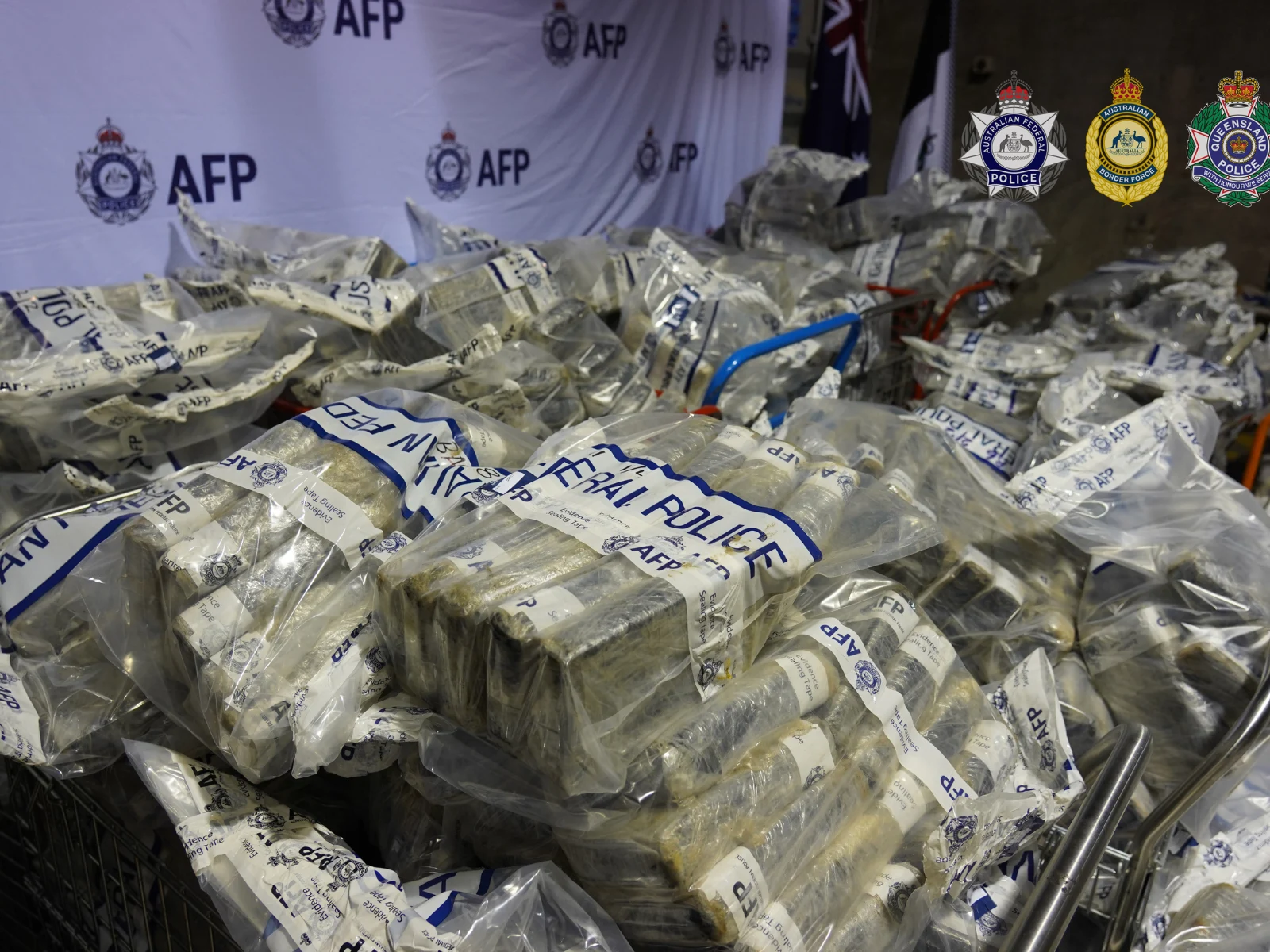 Captură record de cocaină în Australia: 2,7 tone de droguri, descoperite în buncăre lângă Sydney