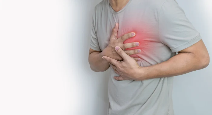 Persoană cu afecțiuni cardiace FOTO: Shuterstock
