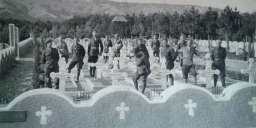 Veteranul de război Dumitru Romanescu - imagini din Al Doilea Război Mondial - frontul de răsărit Sursa foto Arhiva personală