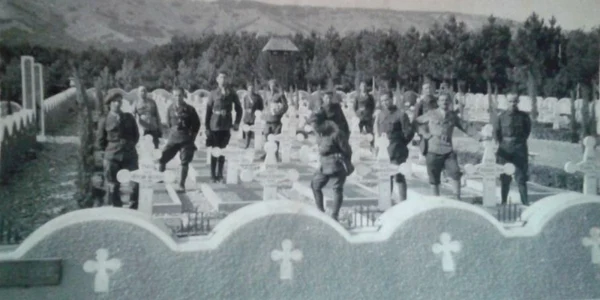 Veteranul de război Dumitru Romanescu - imagini din Al Doilea Război Mondial - frontul de răsărit Sursa foto Arhiva personală