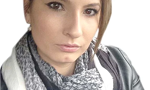 Monica Gogu (26 de ani) a pus la pământ un chioşc din Focşani şi a rănit un om  jpeg