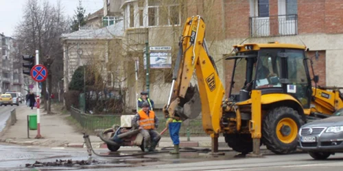 Muncitorii vor interveni azi pentru a repara avaria. Foto arhivă.