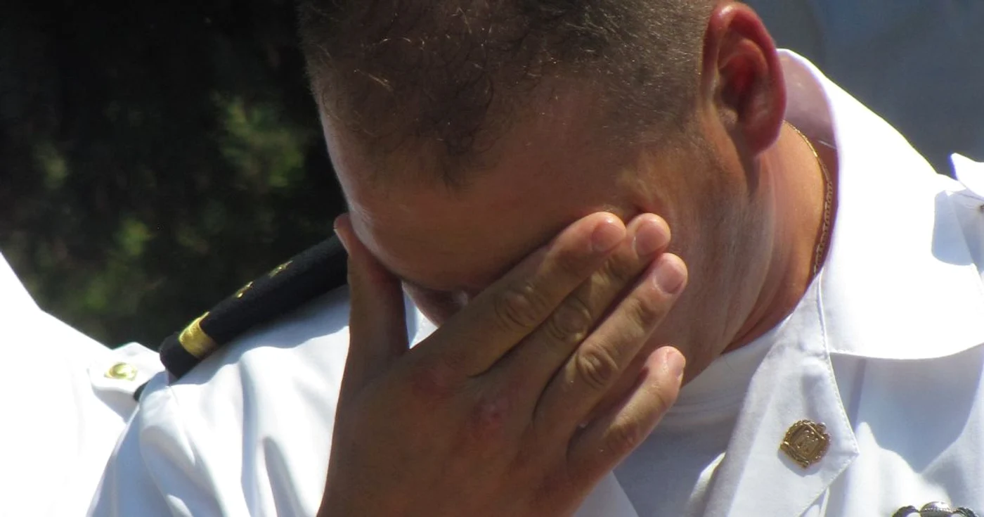 Supravieţuitorul Marius Nazare, lacrimi la slujba de comemorare a camarazilor săi